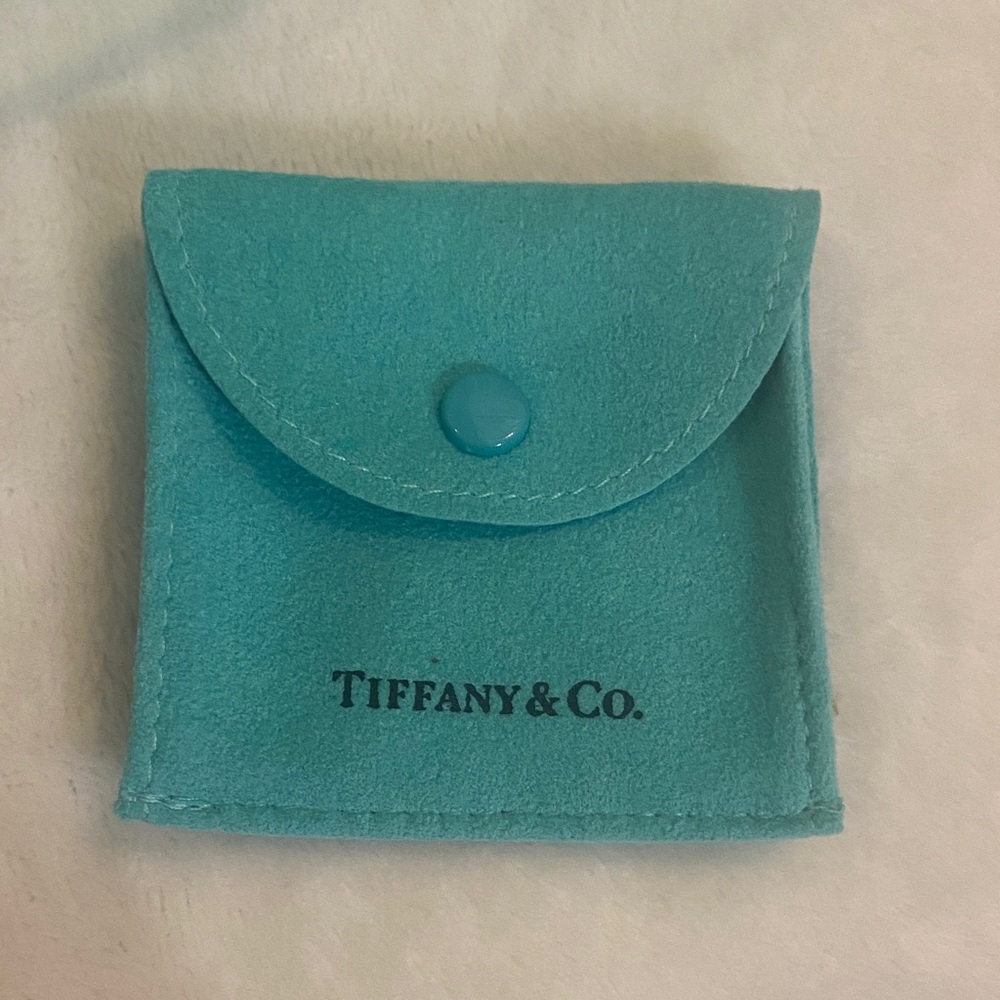Tiffany & Co. Sterling Silver Return To Tiffany Oval Tag Charm Bracelet - Picture 2 of 6